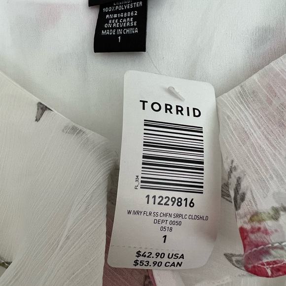 Torrid Chiffon Cold Shoulder Blouse, Size 1 - Picture 6 of 6